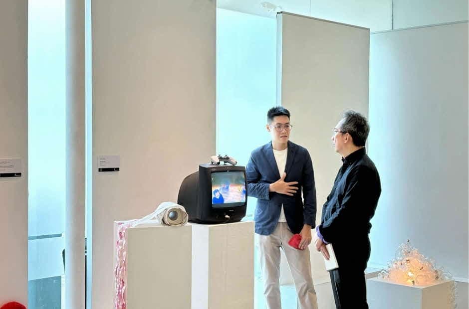 How do teachers learn? By creating