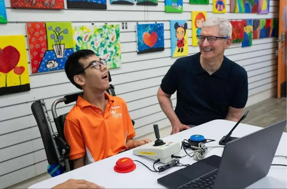 Life after school: Thriving thanks to vocational education and partners
