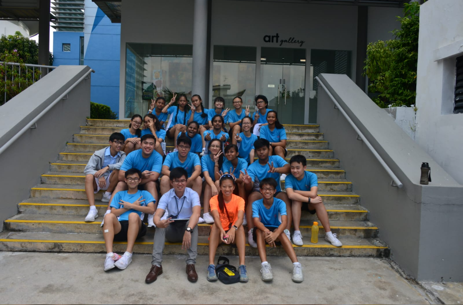 Ke Wei (2nd row, 3rd from left), Yasvini (2nd row, third from right) and Ms Yap Sze Hui Stella (in orange), Teacher-In-Charge of Student Leadership at New Town Secondary School at a team-bonding session (Photograph taken before 2020)
