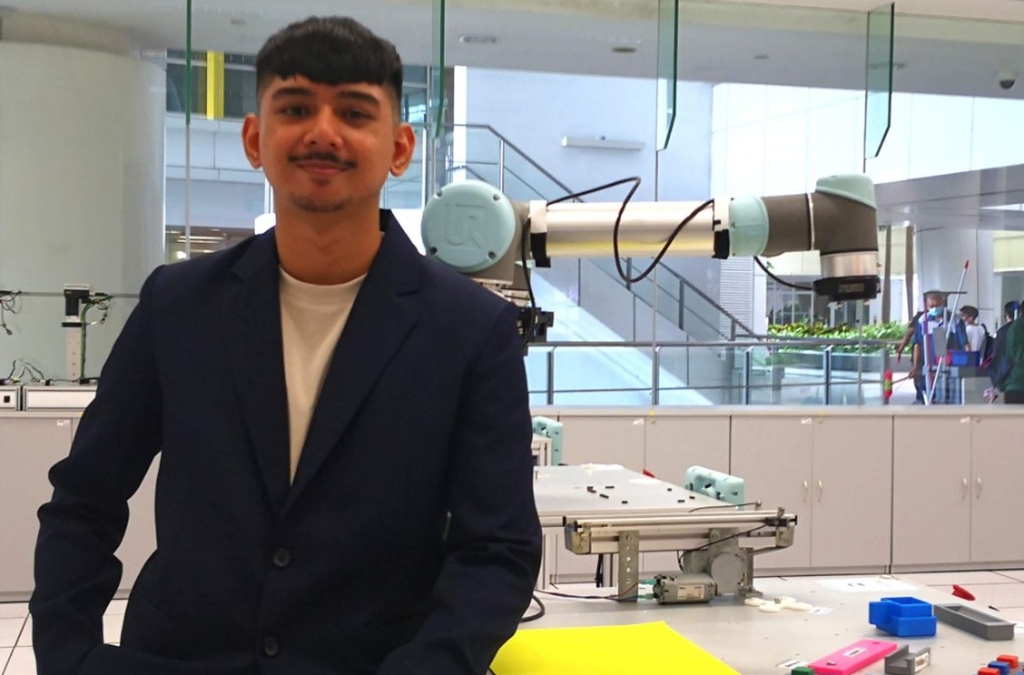 His third choice course at ITE connected him to the first choice field of robotics 3