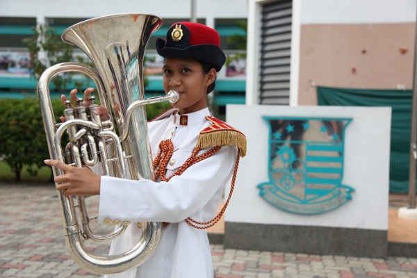 The Direct School Admission (DSA) scheme has given Asyura an opportunity to further her interest in music through her participation in the Swiss Winds CCA. 