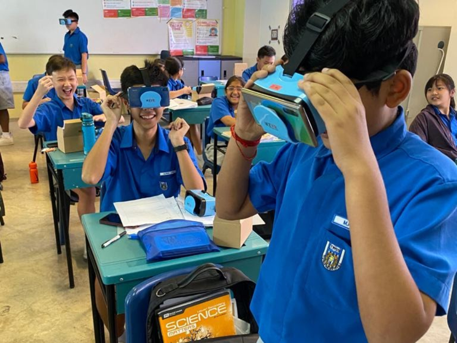 With a simple plastic headset, students can experience VR on their mobile devices. (Photo taken in January 2020)
